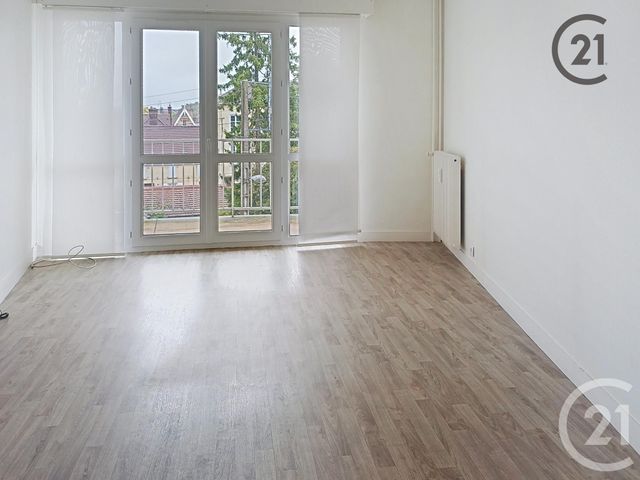 Appartement à vendre - 2 pièces - 60.0 m2 - TROYES - 10 - CHAMPAGNE-ARDENNE - Century 21 Lairé Immobilier