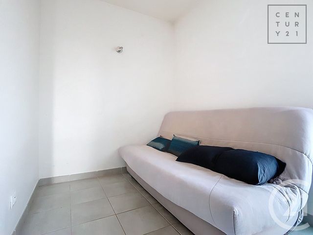 Appartement Studio à vendre - 1 pièce - 22.8 m2 - ST JULIEN LES VILLAS - 10 - CHAMPAGNE-ARDENNE - Century 21 Lairé Immobilier