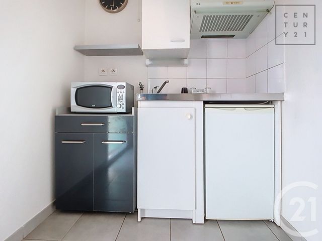 Appartement Studio à vendre - 1 pièce - 22.8 m2 - ST JULIEN LES VILLAS - 10 - CHAMPAGNE-ARDENNE - Century 21 Lairé Immobilier