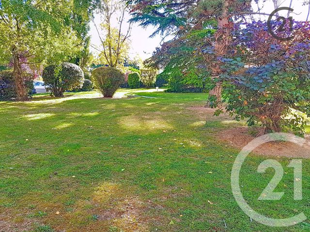 Appartement à vendre - 3 pièces - 66.46 m2 - ST ANDRE LES VERGERS - 10 - CHAMPAGNE-ARDENNE - Century 21 Lairé Immobilier