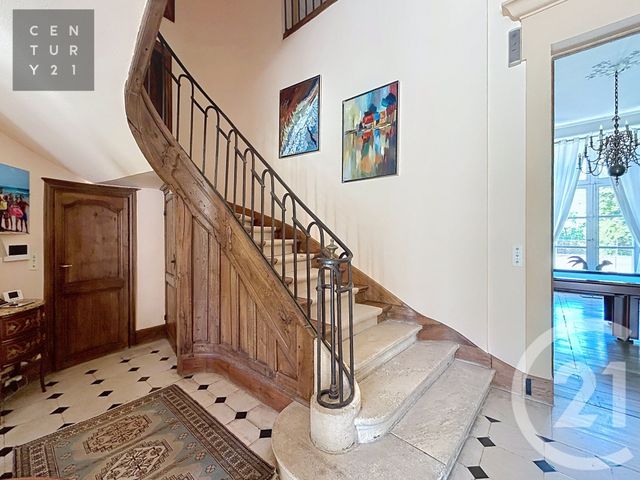 maison à vendre - 15 pièces - 655.0 m2 - ST JULIEN LES VILLAS - 10 - CHAMPAGNE-ARDENNE - Century 21 Lairé Immobilier