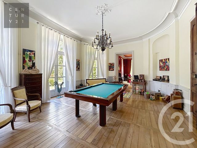 maison à vendre - 15 pièces - 655.0 m2 - ST JULIEN LES VILLAS - 10 - CHAMPAGNE-ARDENNE - Century 21 Lairé Immobilier