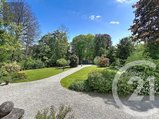 maison à vendre - 15 pièces - 655.0 m2 - ST JULIEN LES VILLAS - 10 - CHAMPAGNE-ARDENNE - Century 21 Lairé Immobilier