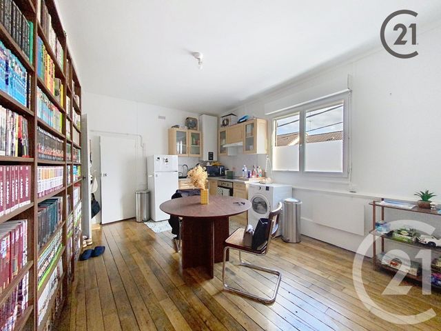 Afficher la photo en grand Appartement T2 à vendre - 3 pièces - 47.0 m2 - TROYES - 10 - CHAMPAGNE-ARDENNE - Century 21 Lairé Immobilier