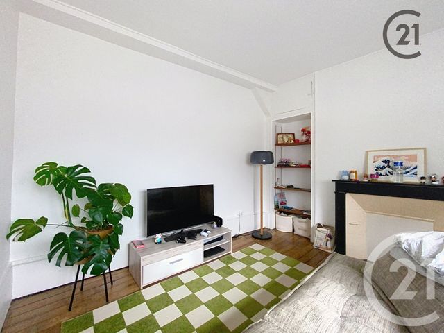 Afficher la photo en grand Appartement T2 à vendre - 3 pièces - 47.0 m2 - TROYES - 10 - CHAMPAGNE-ARDENNE - Century 21 Lairé Immobilier