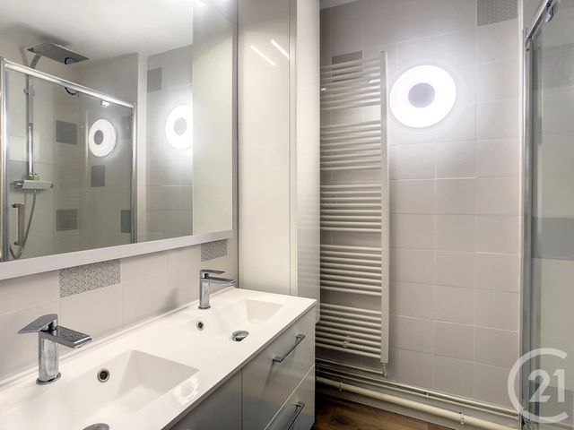 Appartement F4 à louer - 4 pièces - 87.53 m2 - TROYES - 10 - CHAMPAGNE-ARDENNE - Century 21 Lairé Immobilier