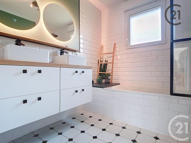 maison à vendre - 5 pièces - 112.35 m2 - VERRIERES - 10 - CHAMPAGNE-ARDENNE - Century 21 Lairé Immobilier