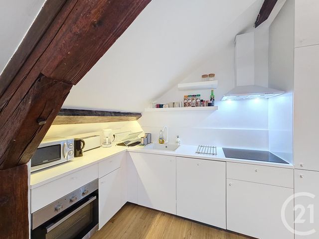 Appartement F5 à louer - 5 pièces - 71.75 m2 - TROYES - 10 - CHAMPAGNE-ARDENNE - Century 21 Lairé Immobilier