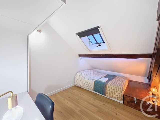 Appartement F5 à louer - 5 pièces - 71.75 m2 - TROYES - 10 - CHAMPAGNE-ARDENNE - Century 21 Lairé Immobilier