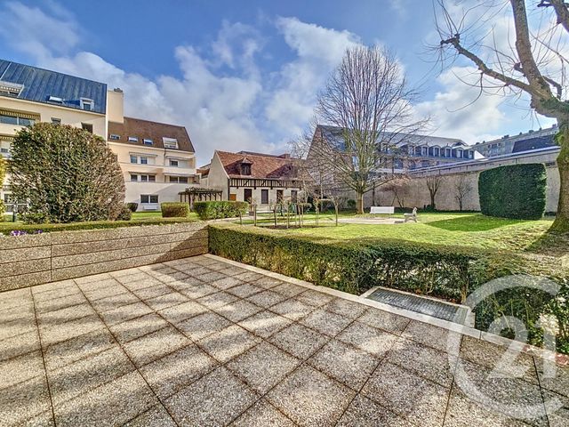 Appartement F3 à louer - 3 pièces - 64.95 m2 - TROYES - 10 - CHAMPAGNE-ARDENNE - Century 21 Lairé Immobilier