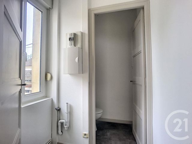 Appartement F2 à louer - 2 pièces - 58.0 m2 - PONT STE MARIE - 10 - CHAMPAGNE-ARDENNE - Century 21 Lairé Immobilier