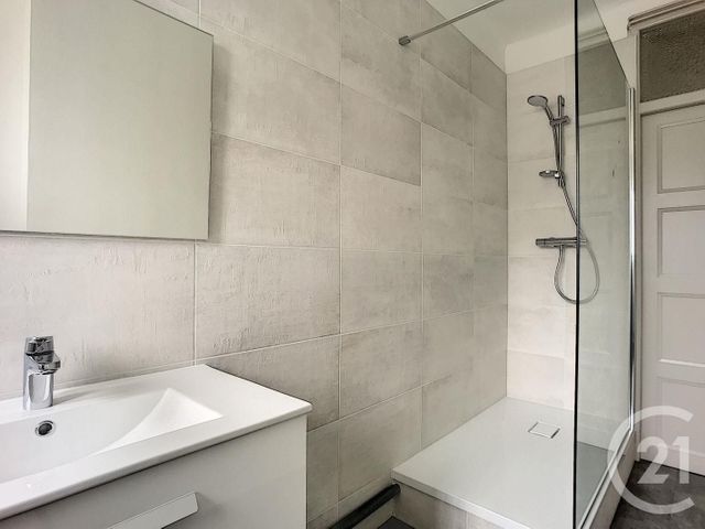 Appartement F2 à louer - 2 pièces - 58.0 m2 - PONT STE MARIE - 10 - CHAMPAGNE-ARDENNE - Century 21 Lairé Immobilier