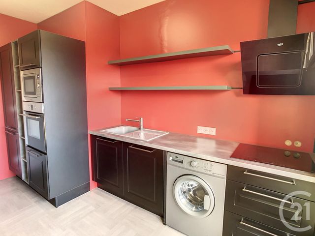 Appartement F4 à louer - 4 pièces - 90.0 m2 - TROYES - 10 - CHAMPAGNE-ARDENNE - Century 21 Lairé Immobilier