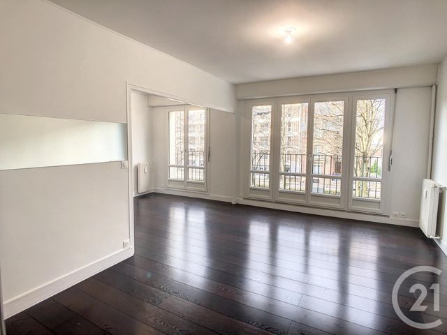 Appartement F4 à louer - 4 pièces - 90.0 m2 - TROYES - 10 - CHAMPAGNE-ARDENNE - Century 21 Lairé Immobilier