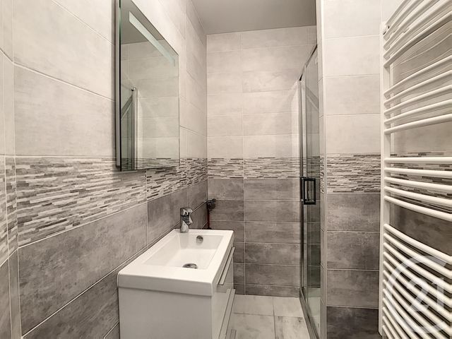 Appartement F2 à louer - 2 pièces - 41.0 m2 - TROYES - 10 - CHAMPAGNE-ARDENNE - Century 21 Lairé Immobilier