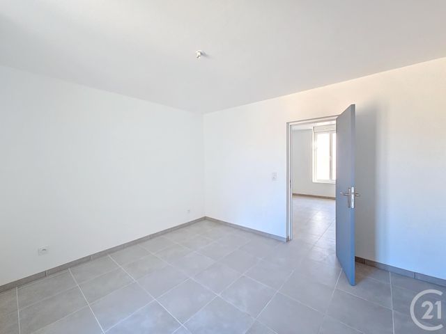 Appartement à louer - 2 pièces - 31.7 m2 - STE SAVINE - 10 - CHAMPAGNE-ARDENNE - Century 21 Lairé Immobilier