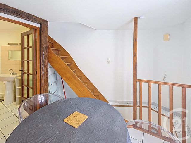 Appartement F2 à louer - 2 pièces - 30.0 m2 - TROYES - 10 - CHAMPAGNE-ARDENNE - Century 21 Lairé Immobilier