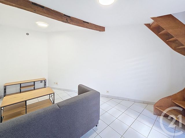 Appartement F2 à louer - 2 pièces - 30.0 m2 - TROYES - 10 - CHAMPAGNE-ARDENNE - Century 21 Lairé Immobilier
