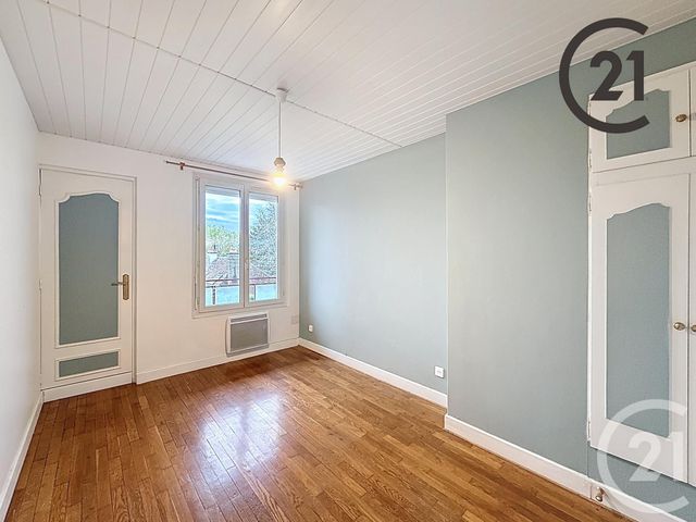 Appartement à vendre - 4 pièces - 68.26 m2 - TROYES - 10 - CHAMPAGNE-ARDENNE - Century 21 Lairé Immobilier