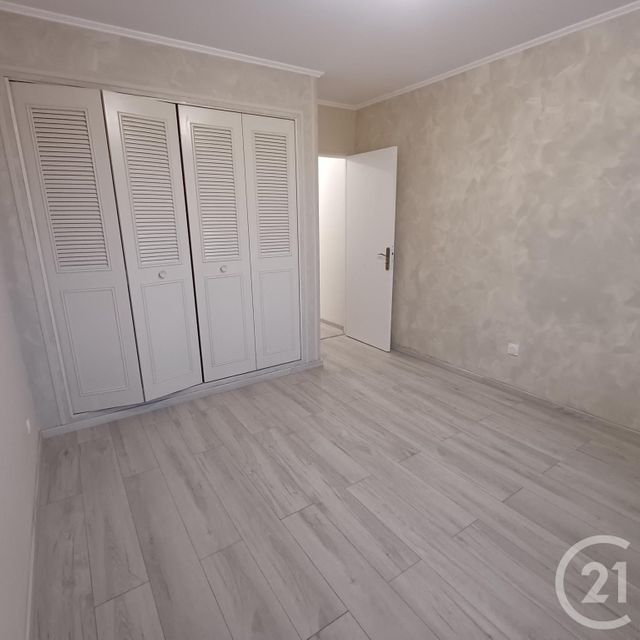 Appartement F3 à vendre - 3 pièces - 62.33 m2 - ST ANDRE LES VERGERS - 10 - CHAMPAGNE-ARDENNE - Century 21 Lairé Immobilier