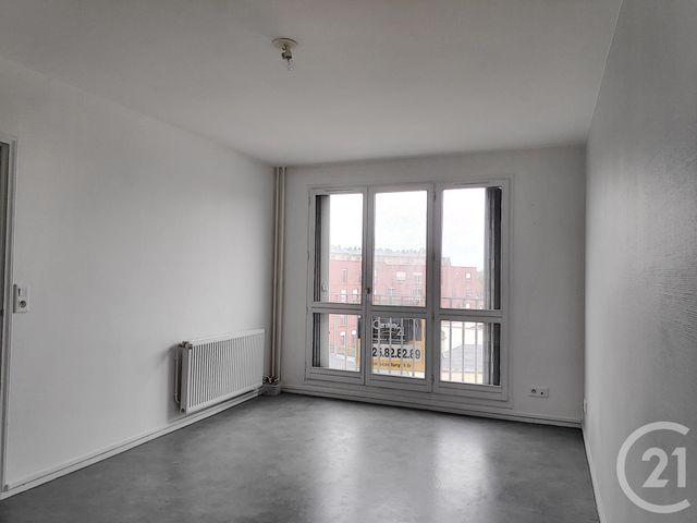 Appartement F2 à louer - 2 pièces - 48.0 m2 - ST JULIEN LES VILLAS - 10 - CHAMPAGNE-ARDENNE - Century 21 Lairé Immobilier