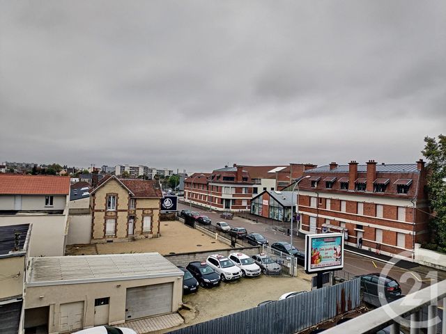 Appartement F2 à louer - 2 pièces - 48.0 m2 - ST JULIEN LES VILLAS - 10 - CHAMPAGNE-ARDENNE - Century 21 Lairé Immobilier