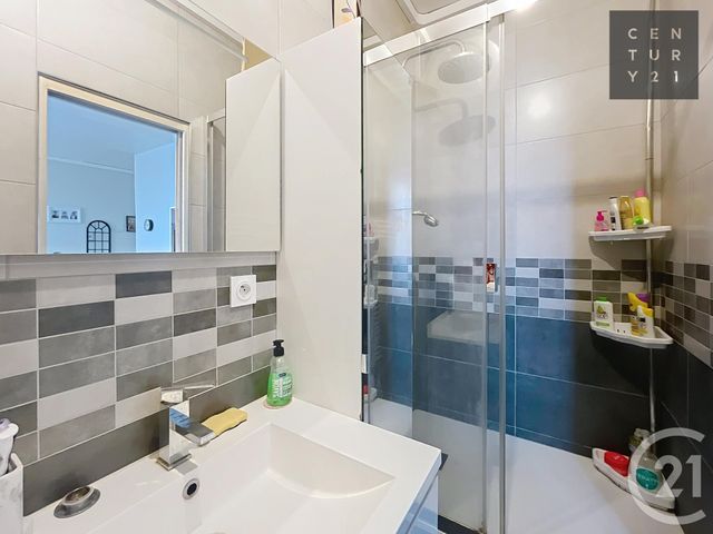 Appartement à vendre - 2 pièces - 36.62 m2 - STE SAVINE - 10 - CHAMPAGNE-ARDENNE - Century 21 Lairé Immobilier