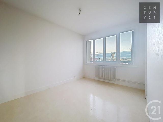 Appartement à vendre - 4 pièces - 80.61 m2 - TROYES - 10 - CHAMPAGNE-ARDENNE - Century 21 Lairé Immobilier