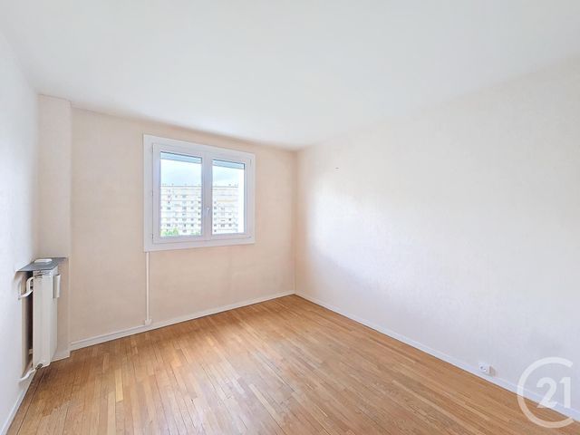 Appartement F3 à louer - 3 pièces - 61.7 m2 - ST ANDRE LES VERGERS - 10 - CHAMPAGNE-ARDENNE - Century 21 Lairé Immobilier