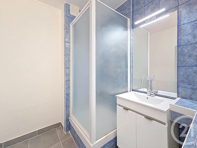 Appartement F4 à louer - 4 pièces - 63.09 m2 - LA CHAPELLE ST LUC - 10 - CHAMPAGNE-ARDENNE - Century 21 Lairé Immobilier