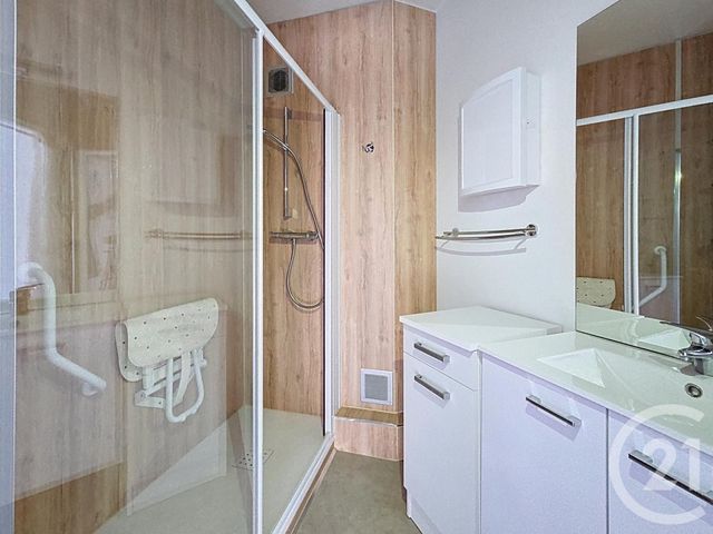 Appartement F2 à louer - 2 pièces - 59.0 m2 - TROYES - 10 - CHAMPAGNE-ARDENNE - Century 21 Lairé Immobilier