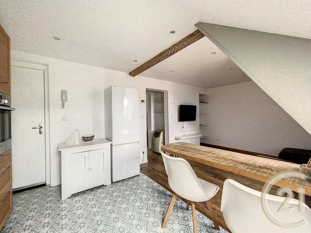 Appartement T2 à louer - 2 pièces - 28.8 m2 - TROYES - 10 - CHAMPAGNE-ARDENNE - Century 21 Lairé Immobilier