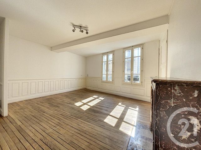 Appartement F4 à louer - 4 pièces - 104.0 m2 - TROYES - 10 - CHAMPAGNE-ARDENNE - Century 21 Lairé Immobilier