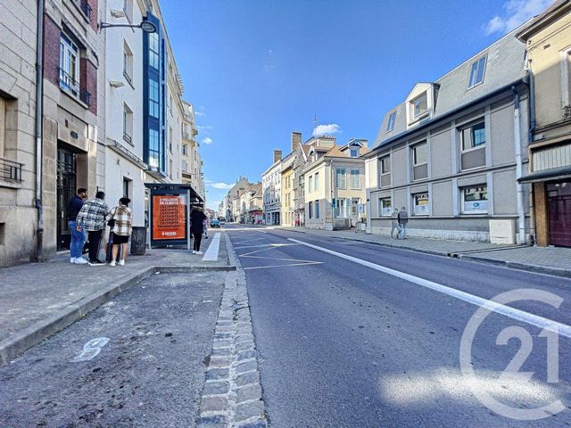 Appartement F4 à louer - 4 pièces - 104.0 m2 - TROYES - 10 - CHAMPAGNE-ARDENNE - Century 21 Lairé Immobilier