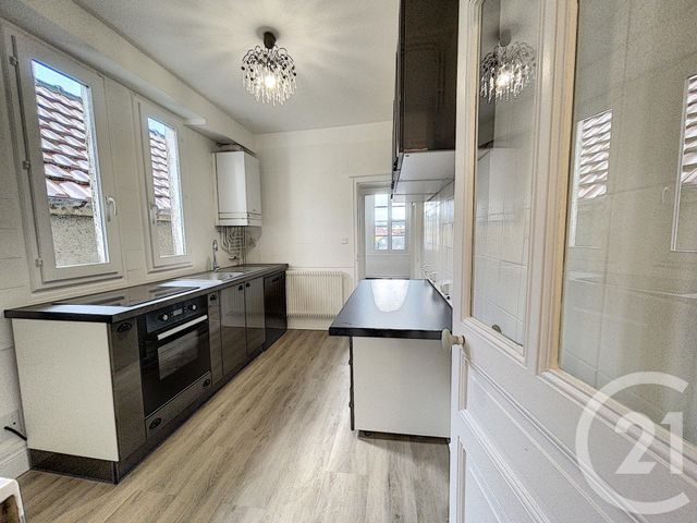 Appartement F4 à louer - 4 pièces - 104.0 m2 - TROYES - 10 - CHAMPAGNE-ARDENNE - Century 21 Lairé Immobilier