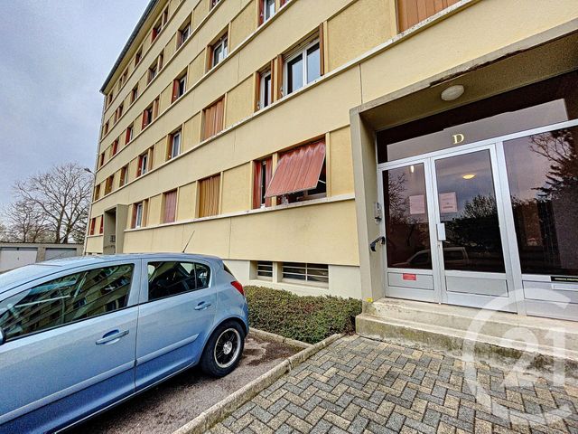 Appartement F3 à louer - 3 pièces - 63.9 m2 - ST ANDRE LES VERGERS - 10 - CHAMPAGNE-ARDENNE - Century 21 Lairé Immobilier