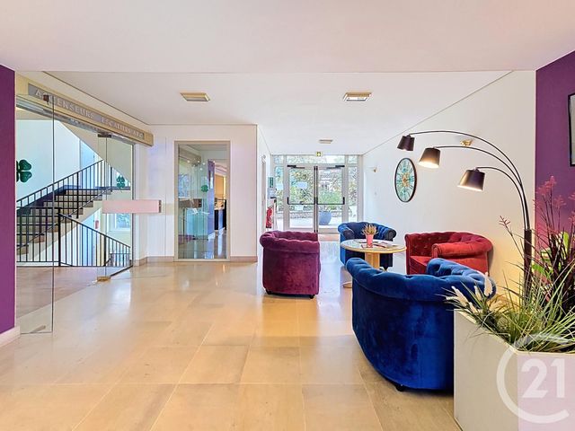 Appartement F2 à vendre - 2 pièces - 59.0 m2 - TROYES - 10 - CHAMPAGNE-ARDENNE - Century 21 Lairé Immobilier