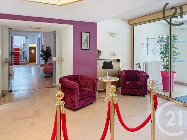 Appartement F2 à vendre - 2 pièces - 59.51 m2 - TROYES - 10 - CHAMPAGNE-ARDENNE - Century 21 Lairé Immobilier