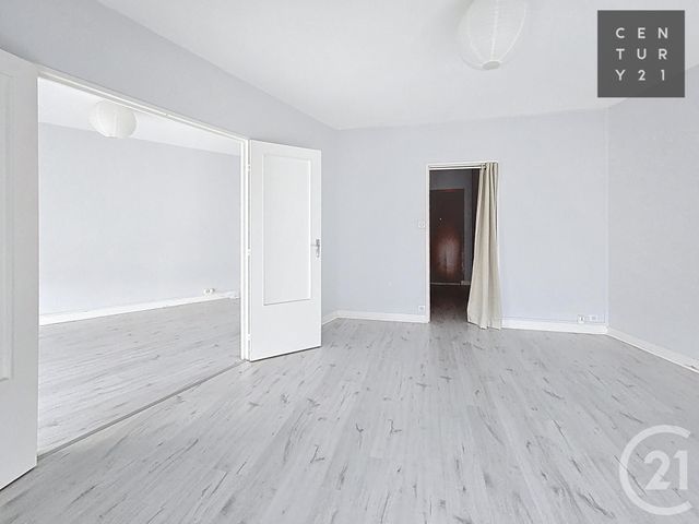 Appartement F2 à vendre - 2 pièces - 59.51 m2 - TROYES - 10 - CHAMPAGNE-ARDENNE - Century 21 Lairé Immobilier