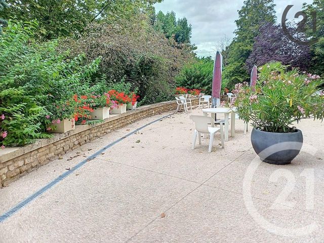 Appartement F2 à vendre - 2 pièces - 59.51 m2 - TROYES - 10 - CHAMPAGNE-ARDENNE - Century 21 Lairé Immobilier