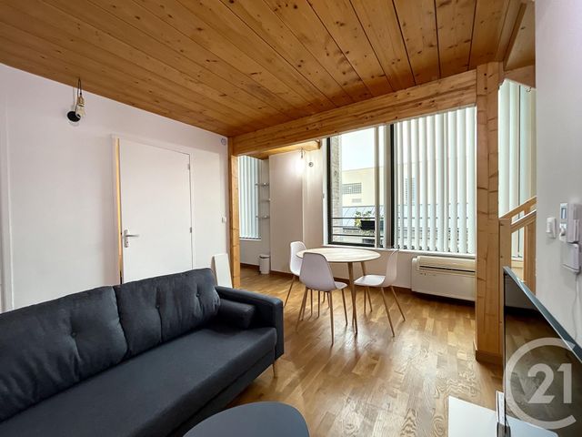 Appartement T2 à louer - 2 pièces - 50.0 m2 - TROYES - 10 - CHAMPAGNE-ARDENNE - Century 21 Lairé Immobilier