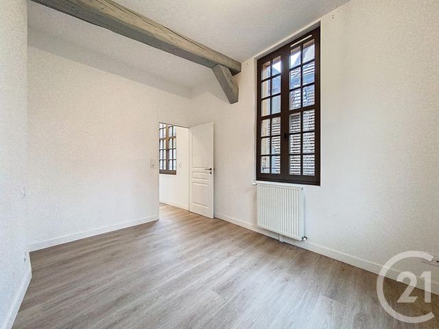 Appartement T2 à louer - 2 pièces - 40.6 m2 - TROYES - 10 - CHAMPAGNE-ARDENNE - Century 21 Lairé Immobilier
