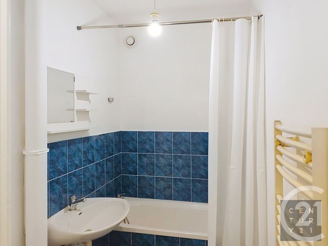 Appartement T1 à vendre - 1 pièce - 26.88 m2 - ST JULIEN LES VILLAS - 10 - CHAMPAGNE-ARDENNE - Century 21 Lairé Immobilier