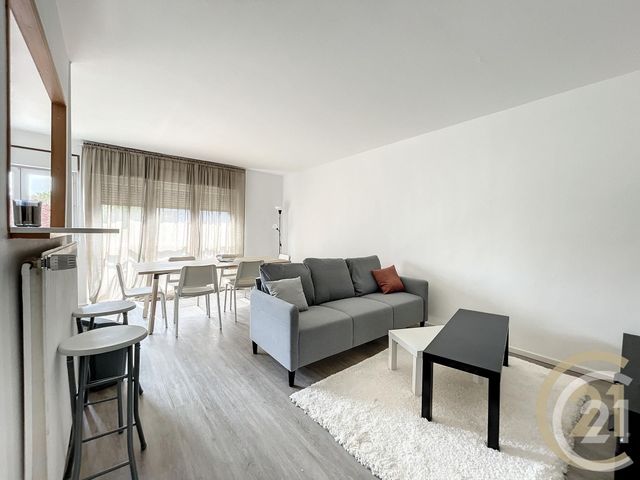 Appartement à louer - 4 pièces - 73.8 m2 - TROYES - 10 - CHAMPAGNE-ARDENNE - Century 21 Lairé Immobilier