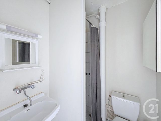 Appartement F1 à louer - 1 pièce - 27.84 m2 - TROYES - 10 - CHAMPAGNE-ARDENNE - Century 21 Lairé Immobilier