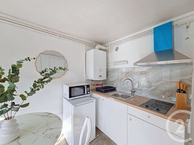 Appartement F2 à louer - 2 pièces - 44.0 m2 - TROYES - 10 - CHAMPAGNE-ARDENNE - Century 21 Lairé Immobilier