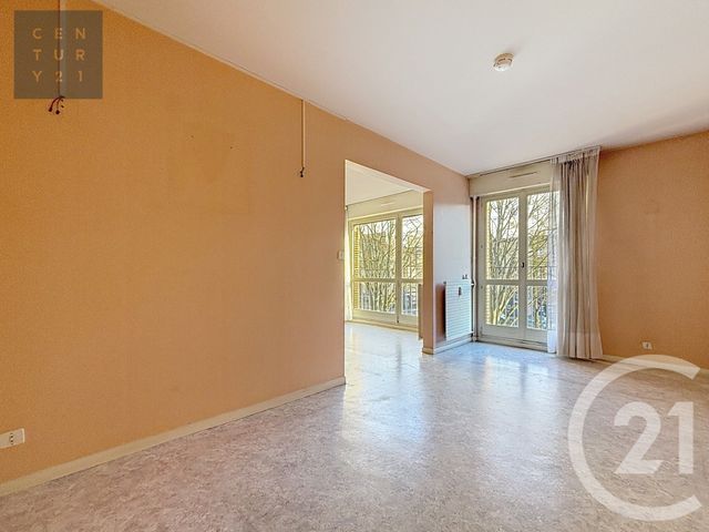 Appartement T3 à vendre - 3 pièces - 82.31 m2 - TROYES - 10 - CHAMPAGNE-ARDENNE - Century 21 Lairé Immobilier