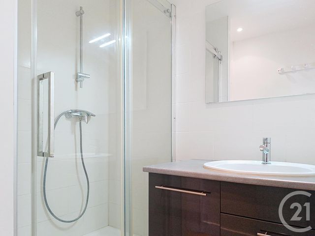 Appartement F2 à louer - 2 pièces - 45.0 m2 - STE SAVINE - 10 - CHAMPAGNE-ARDENNE - Century 21 Lairé Immobilier