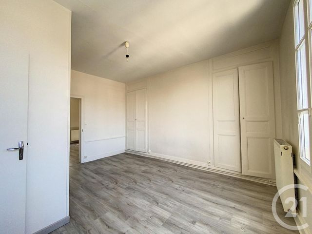 Appartement F2 à louer - 2 pièces - 45.0 m2 - STE SAVINE - 10 - CHAMPAGNE-ARDENNE - Century 21 Lairé Immobilier