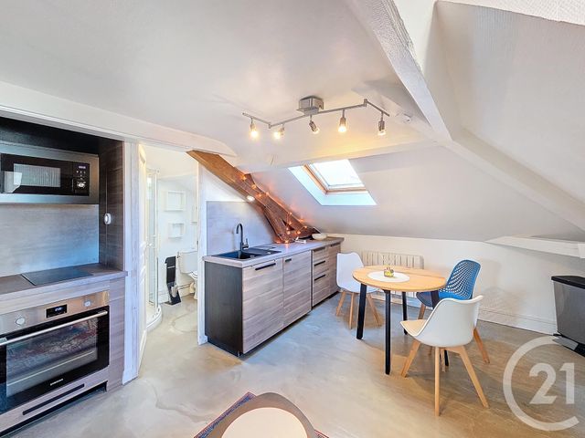 Appartement à louer - 2 pièces - 17.3 m2 - TROYES - 10 - CHAMPAGNE-ARDENNE - Century 21 Lairé Immobilier